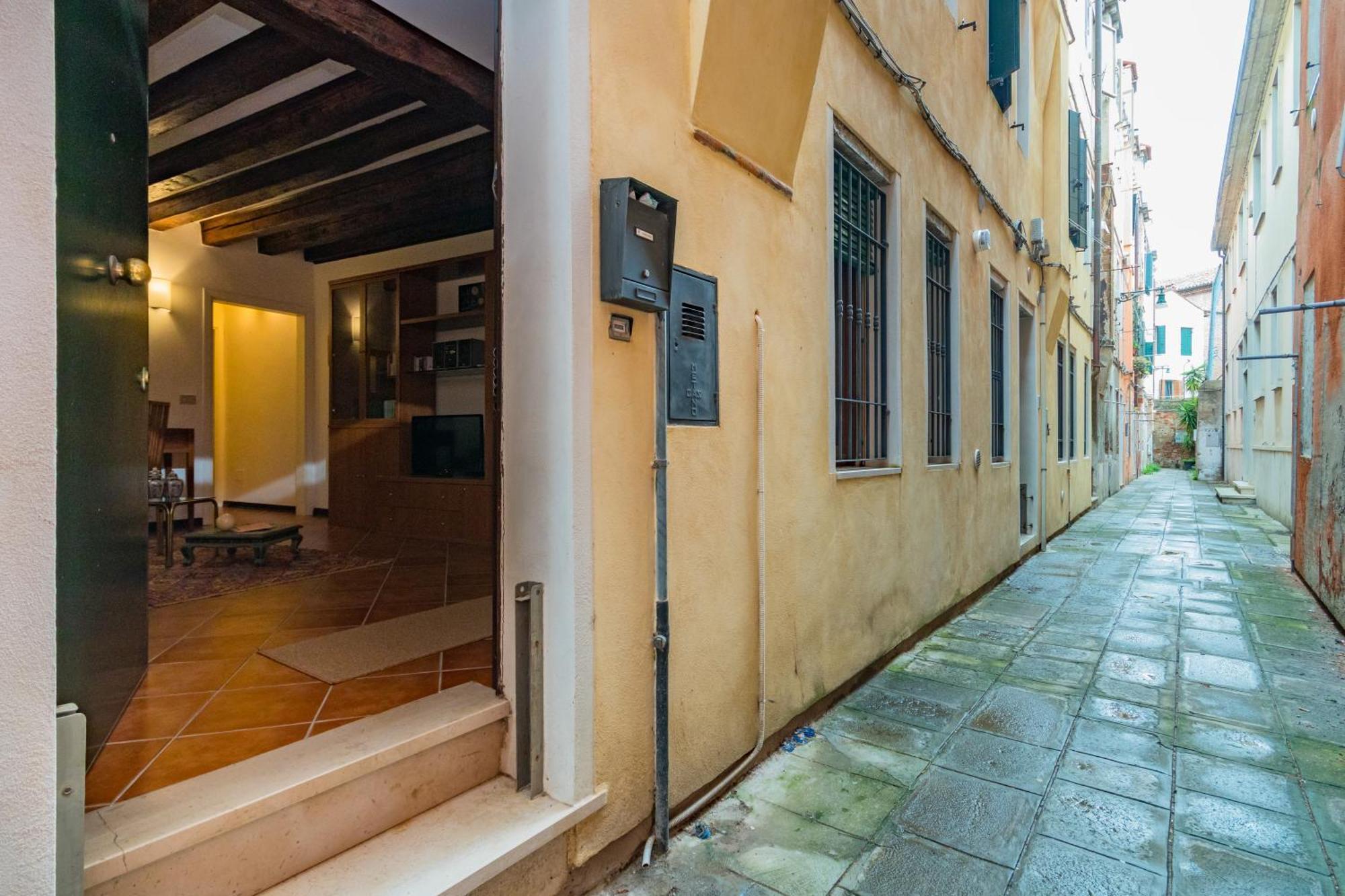 Garibaldi Apartment